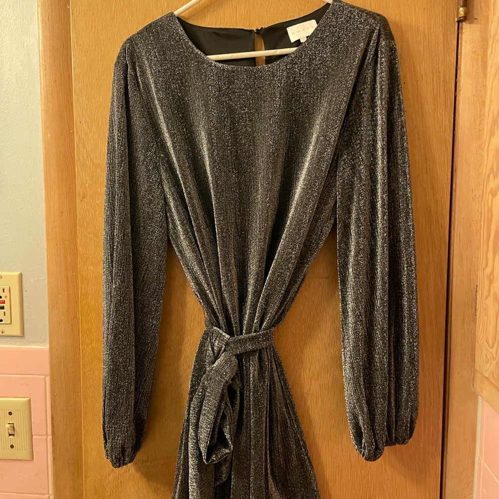 Entra party dress.